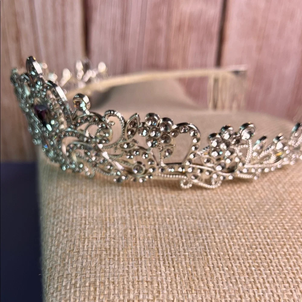 Elegant Silver & Rhinestone Tiara